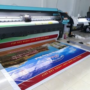In kỹ thuật số : bạt Hifflex, decal, PP...